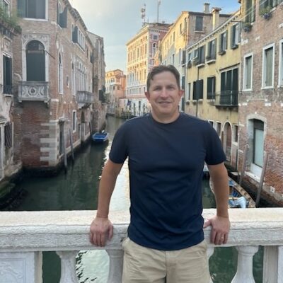 Dr. Eric Schoenebeck